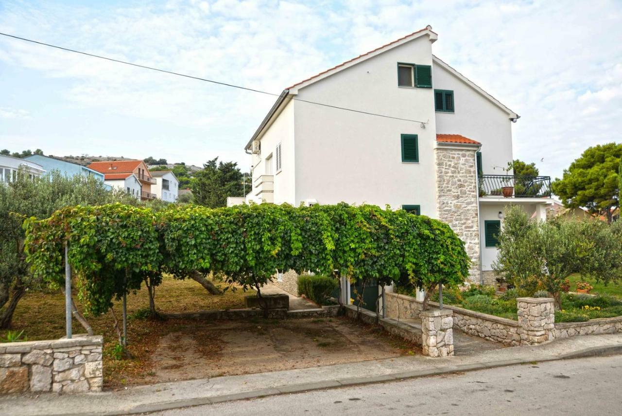 Apartment Kristina Murter Exterior photo